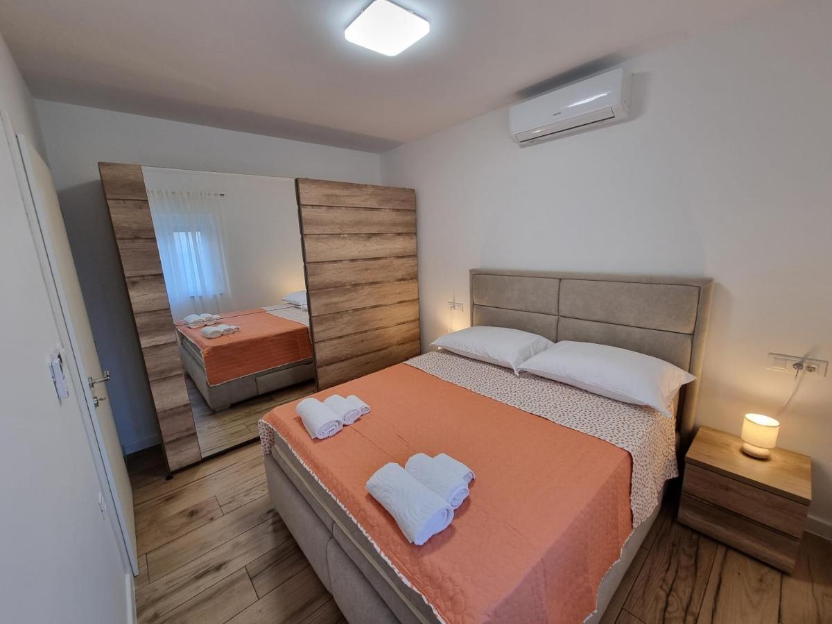Apartman Lovre Zadar Buitenkant foto